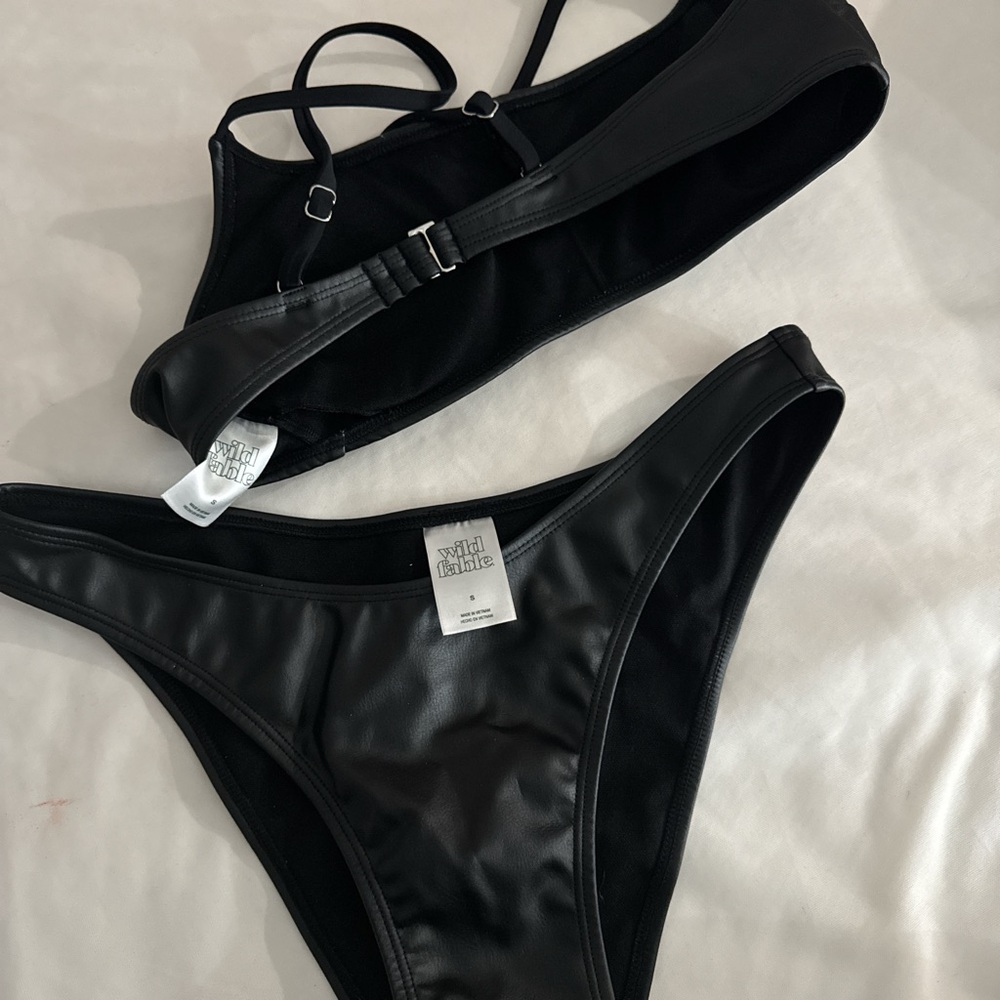 Wild Fable Black Minimalist Bikini Swimwear